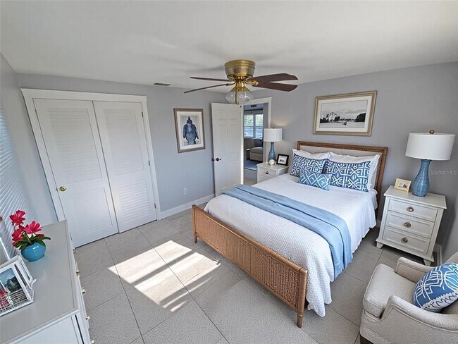 Building Photo - 3513 Westchester Dr