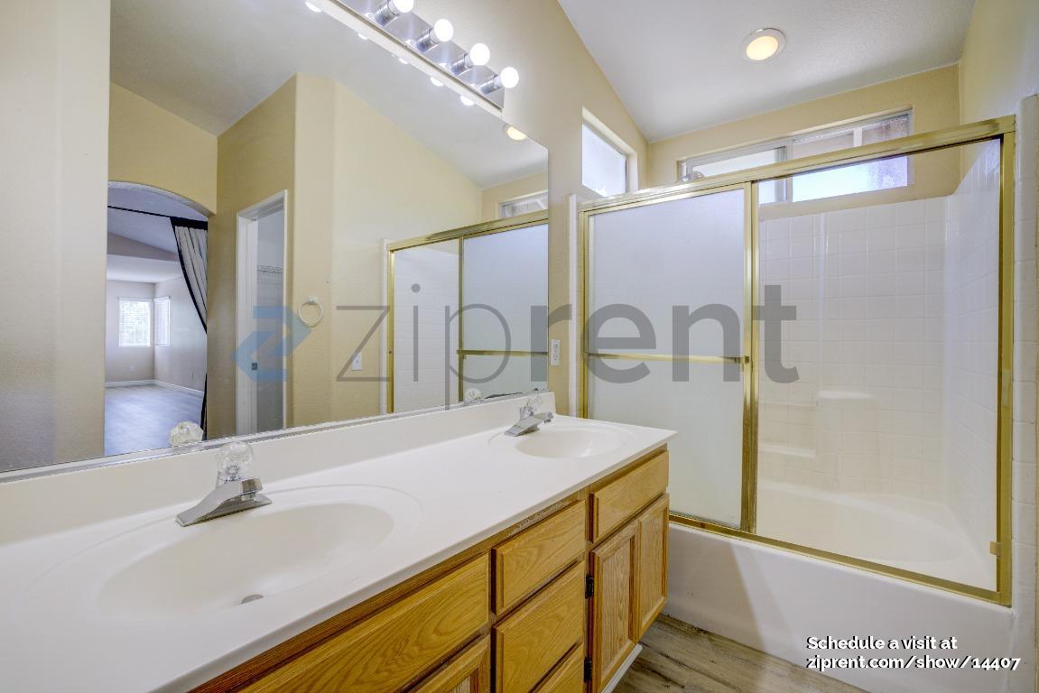 Building Photo - 5838 Cornish Heath Ct