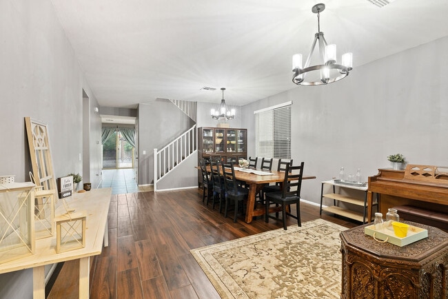 Building Photo - 11904 W Farmall Dr