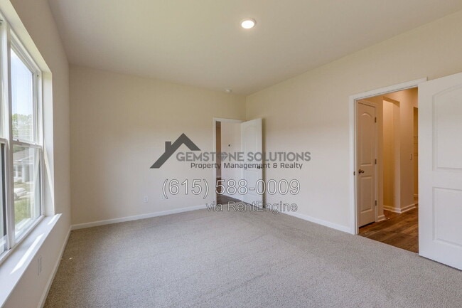 Building Photo - 2559 Queen Bee Dr