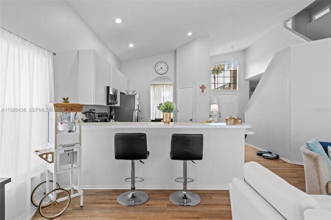 Building Photo - 128 Emeraldview Ave