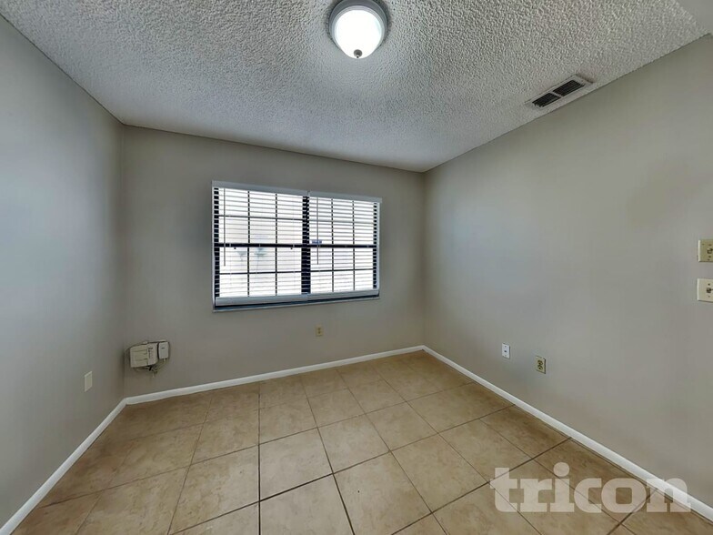 Building Photo - 4210 38th St W