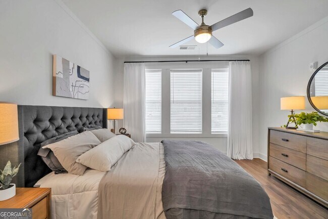 Building Photo - 300 Prominence Point Pkwy