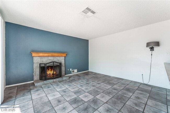 Building Photo - 1713 Neptune Dr