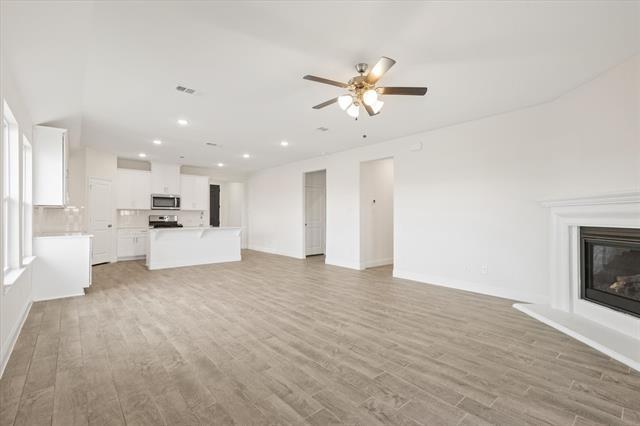 Building Photo - 608 Amenduni Ln