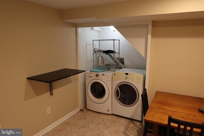 Building Photo - 11202 TROY Rd