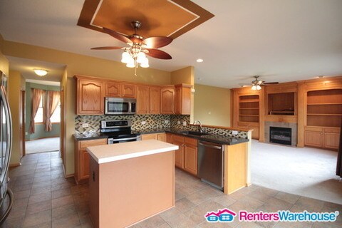 Building Photo - 6874 Dakota Dr