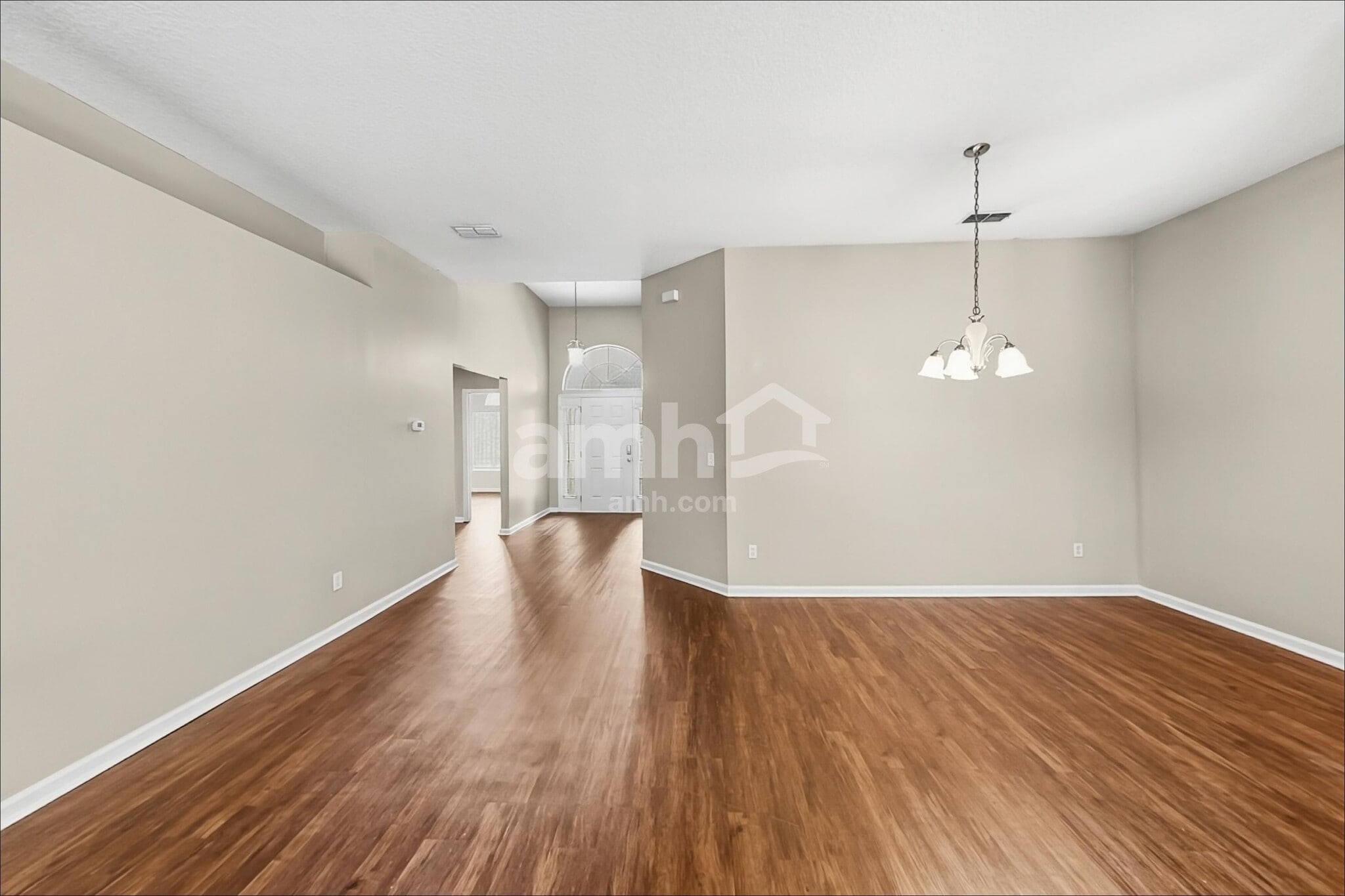 Building Photo - 1756 Hollow Glen Dr