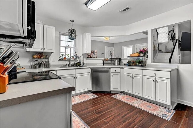 Building Photo - 175 Rock Moss Dr