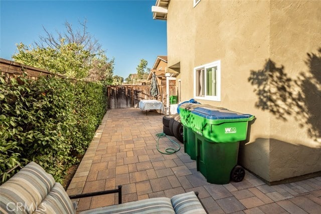 Building Photo - 25 Birdsong