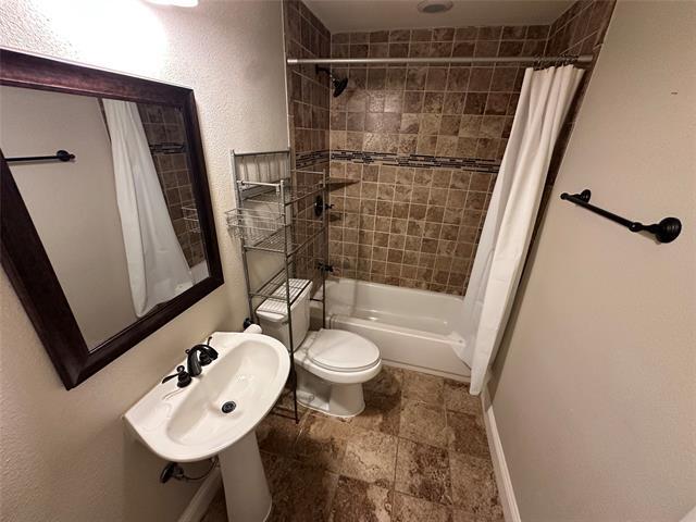 Building Photo - 3130 St Croix Dr