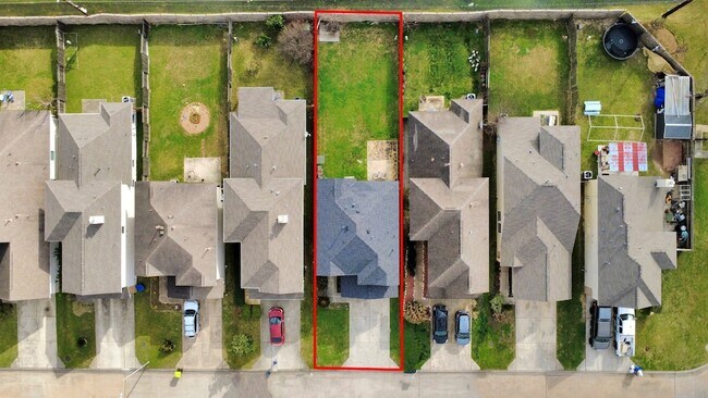 Building Photo - 10814 Tobar Falls Cir