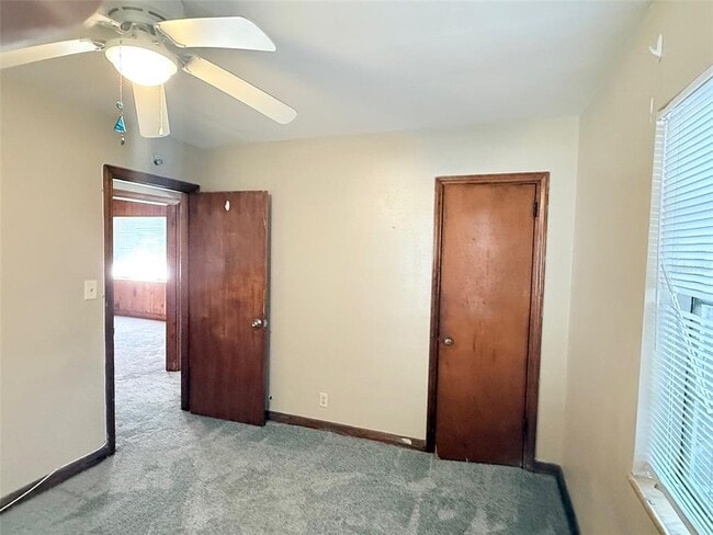 Building Photo - 2835 Dr. M.L.K. Jr St S