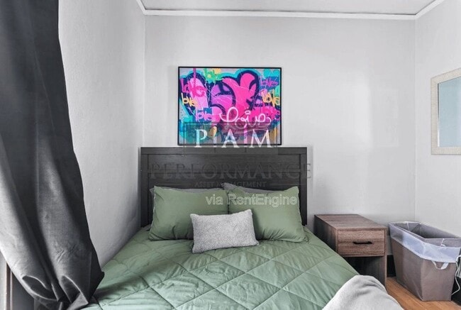 Building Photo - 2872 S Linebarger Terrace