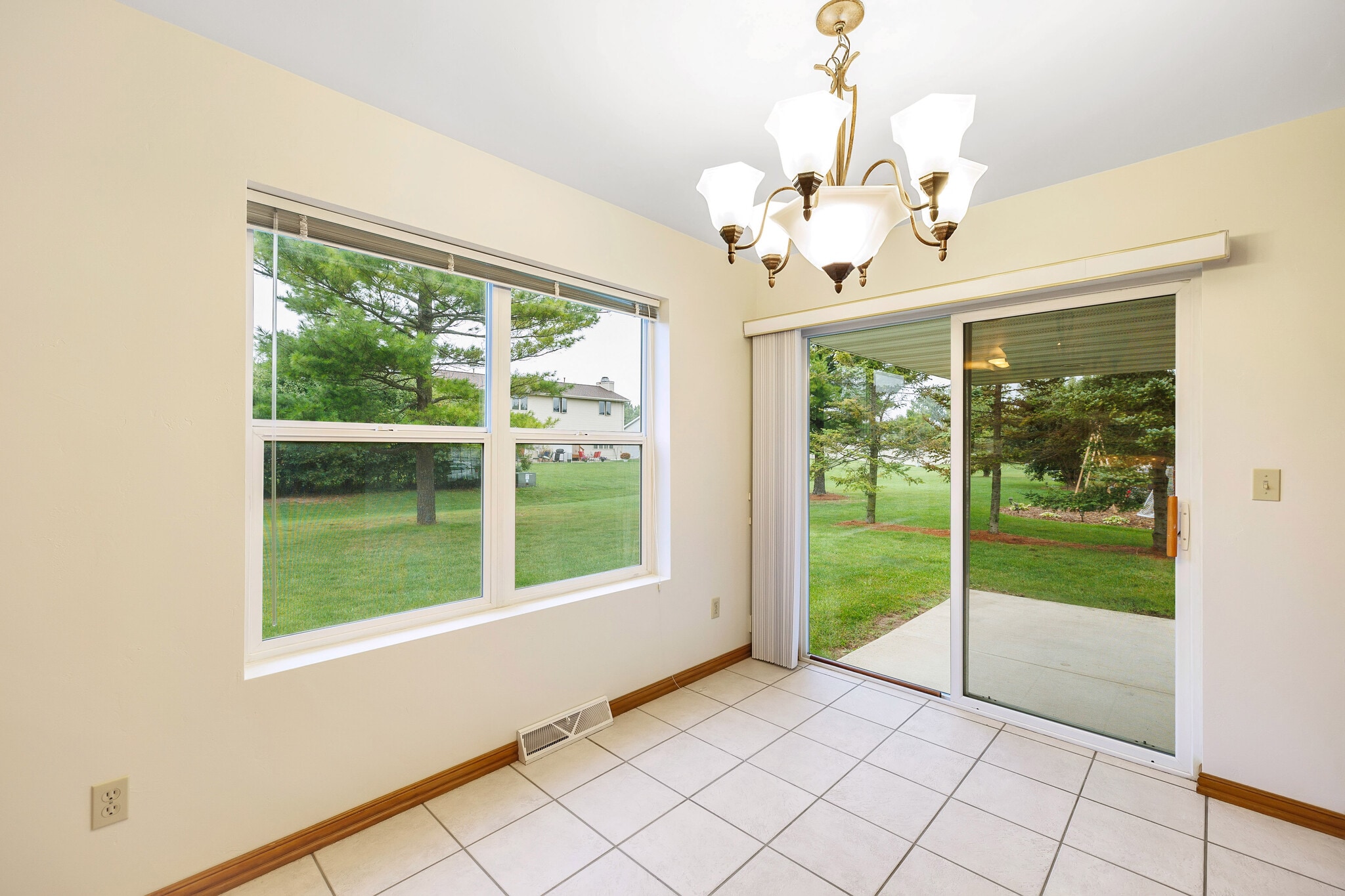 Building Photo - 212 Cavil Way