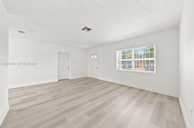 Building Photo - 596 NW 109th St