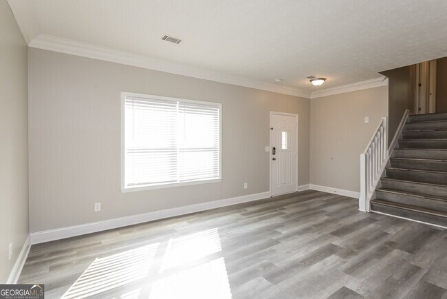 Building Photo - 721 Ashton Ln