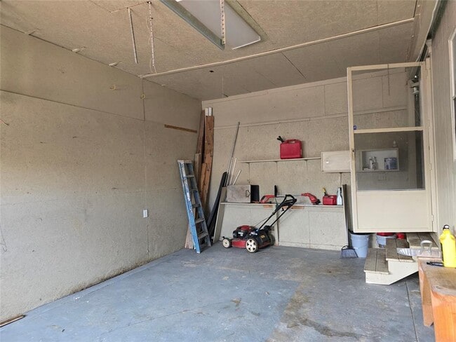 Building Photo - 7628 Northview Ln