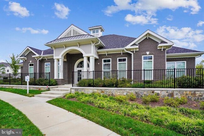 Building Photo - 23110 Mistflower Dr