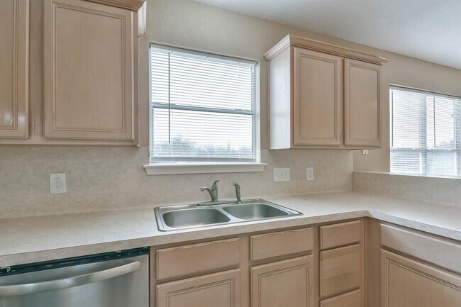 Building Photo - 5111 Chase Wind Ct