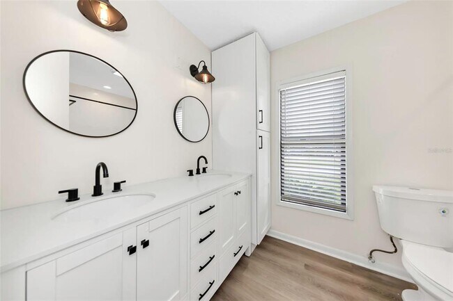Building Photo - 4030 Fieldgreen Pl