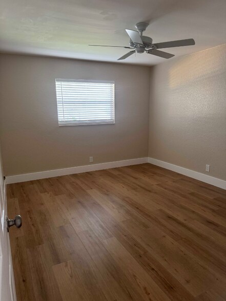 Building Photo - 2377 NW 52nd Ct