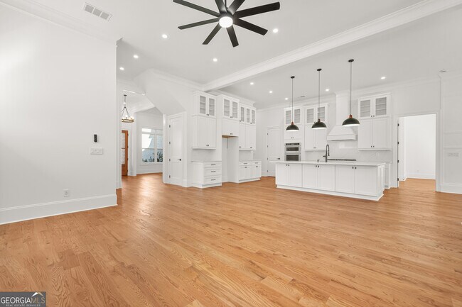 Building Photo - 1525 Tapestry Ridge SE