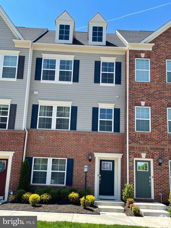 Building Photo - 7562 Warburg Way