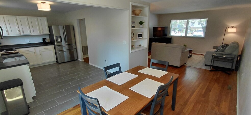 Building Photo - 4791 Bourke Rd