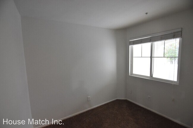 Building Photo - 26396 Arboretum Way