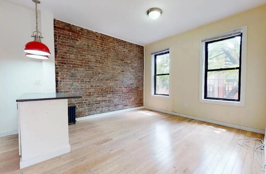 Building Photo - West 184th Street