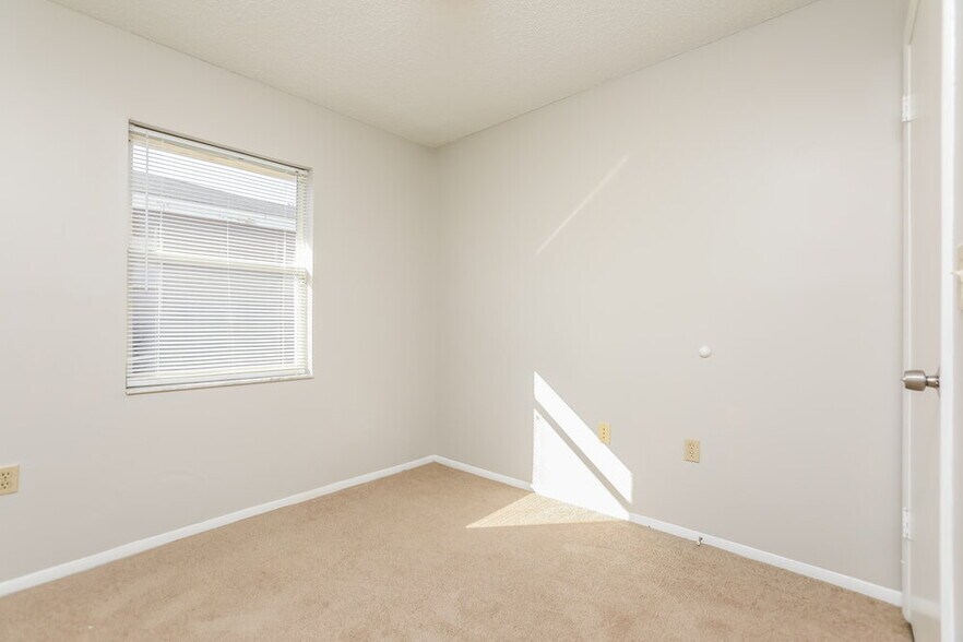 Building Photo - 1608 Gattis Dr