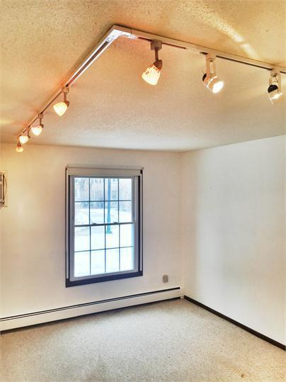 Building Photo - 2 BD / 1 BA Condo In St. Louis Park Avail ...
