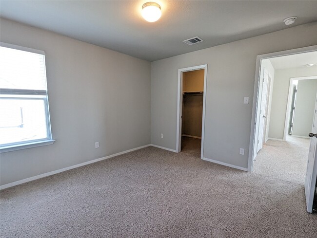 Building Photo - 1305 Goforth Rd