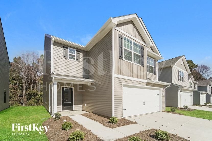 Building Photo - 8421 Deerwood Rd