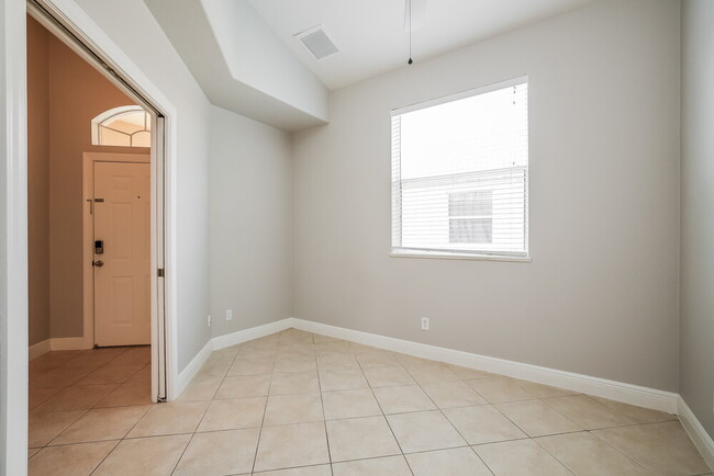 Building Photo - 15445 Cortona Way