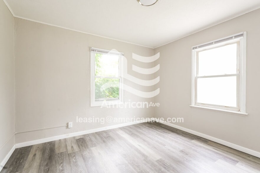 Building Photo - 1530 Wilber St