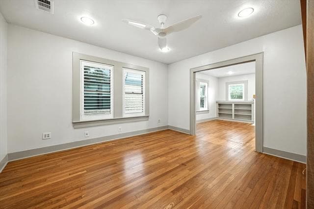 Building Photo - 3709 W 7th St