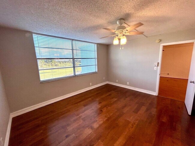 Building Photo - 7608 NW 18th St