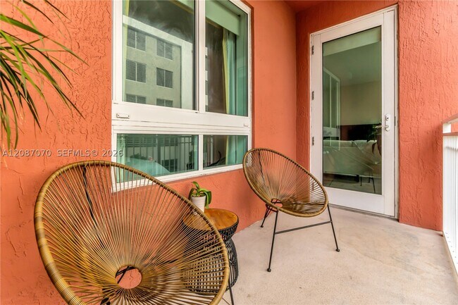 Building Photo - 7350 SW 89th St