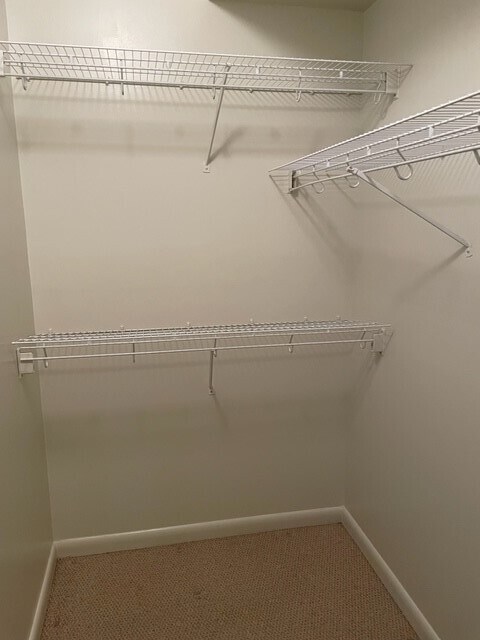 Building Photo - 1021 N Garfield St