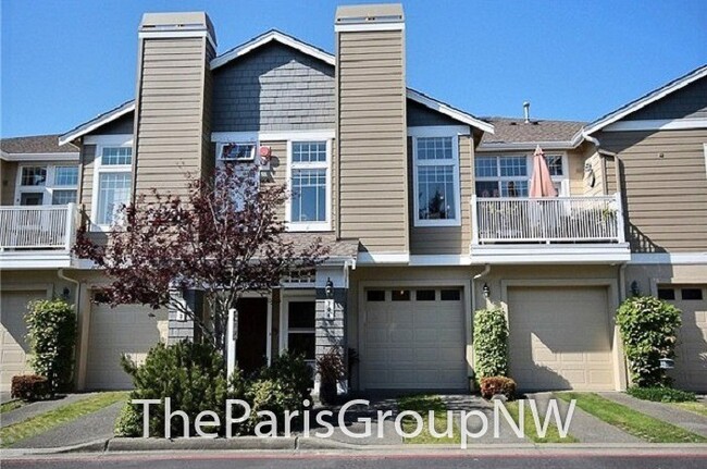 Primary Photo - Gorgeous Renton Highlands Condo * Attached...