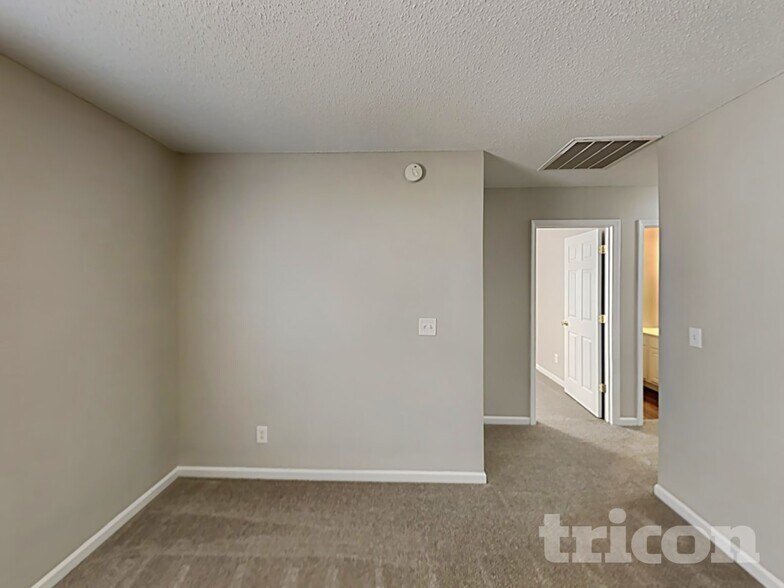 Building Photo - 945 Schofield Ln