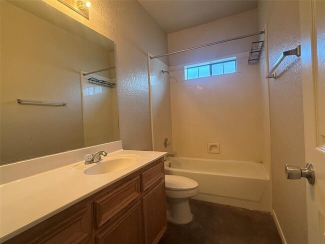 Building Photo - 1406 Bergin Ct