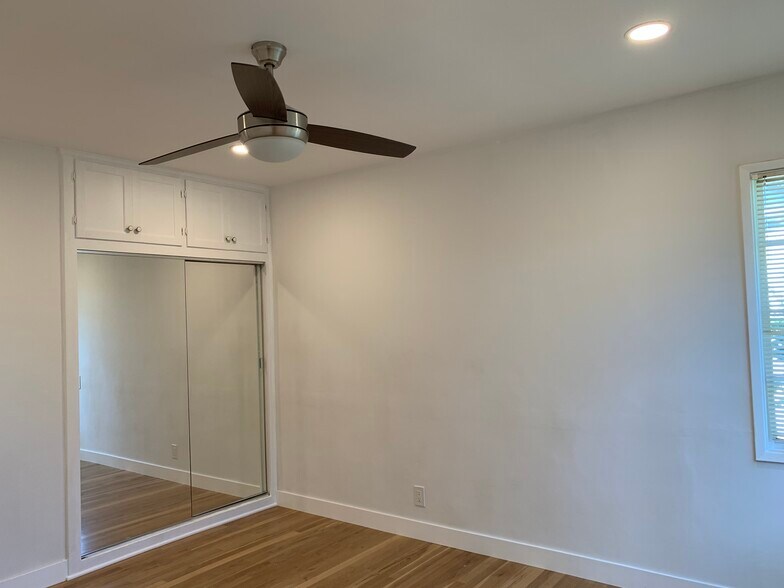 Building Photo - 17351 Bullock St