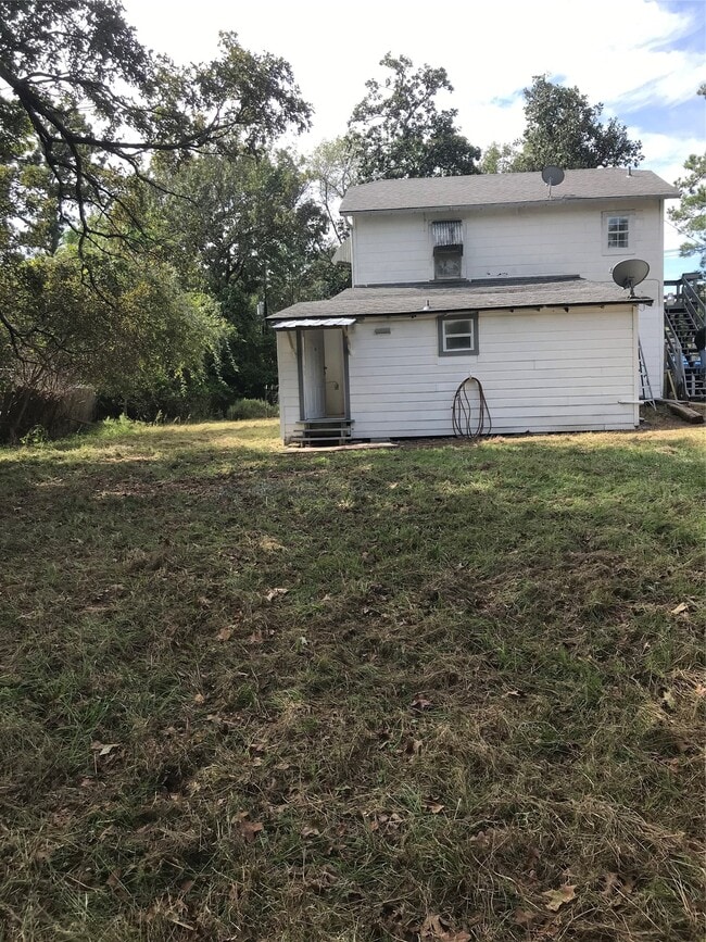 Building Photo - 2909 Sam Houston Ave