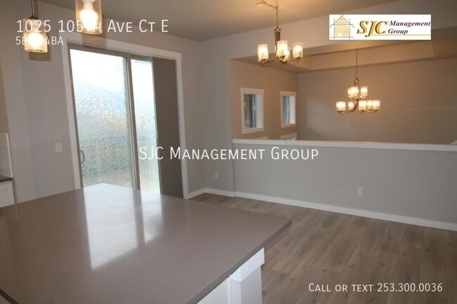 Building Photo - 1025 105th Ave Ct E