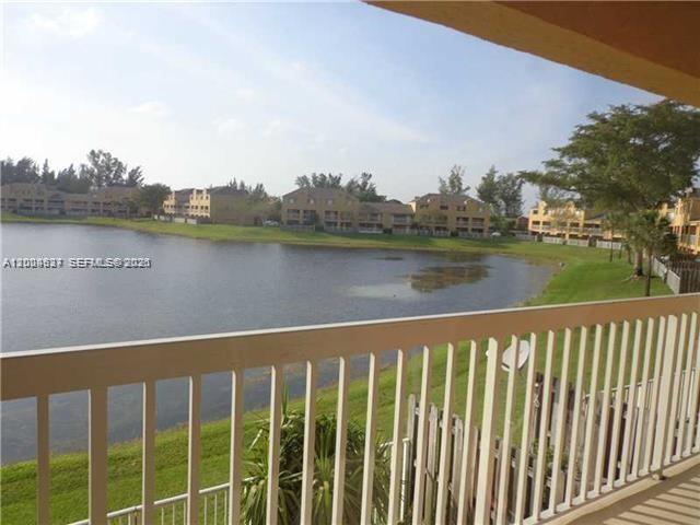 Building Photo - 5200 NW 31st Ave