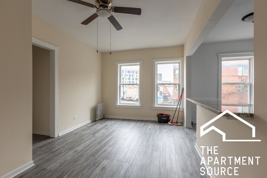 Building Photo - 2700 N Milwaukee Ave