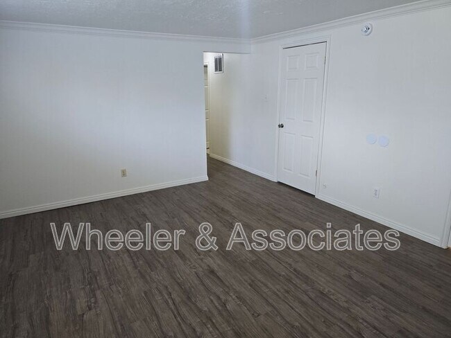 Building Photo - 6087 S 2475 W